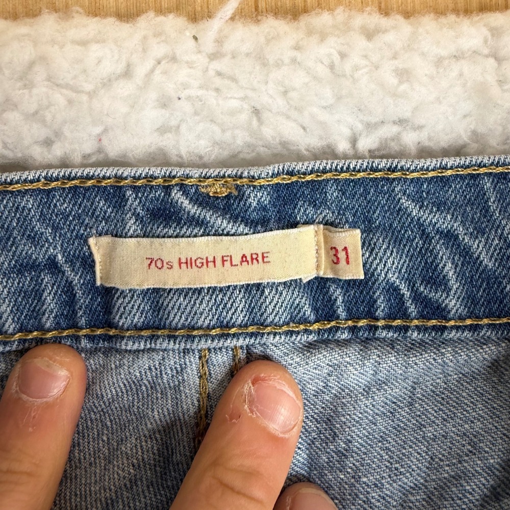 Levis Premium 70s High Flare Jeans Womens 31 (30x30) Blue Denim A0899-0002 - Picture 2 of 10